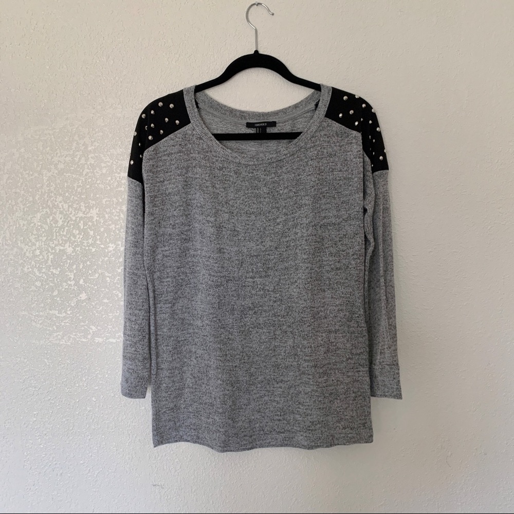 Forever 21 Long Sleeve Knit Sweater